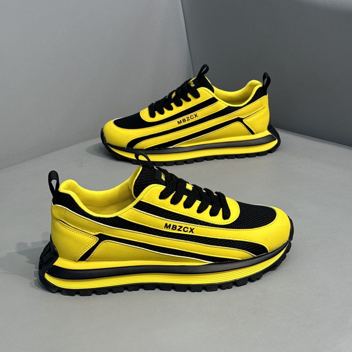 남성용 메쉬 통기성 스포츠 러닝화 명품 새 캐주얼 테니 - Badminton Shoes 리뷰 및 가격